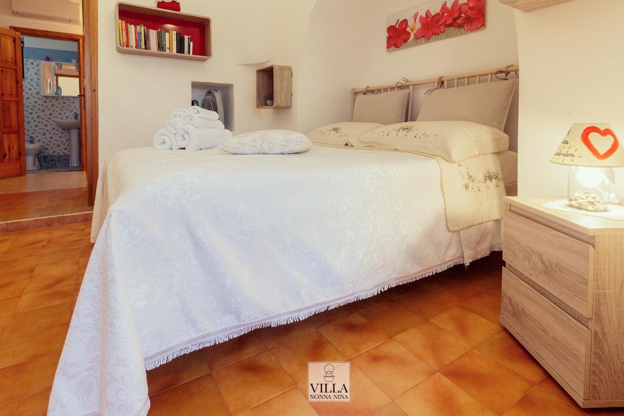 Villa Nonna Nina By La Puglia In Un Trullo Locorotondo Luaran gambar