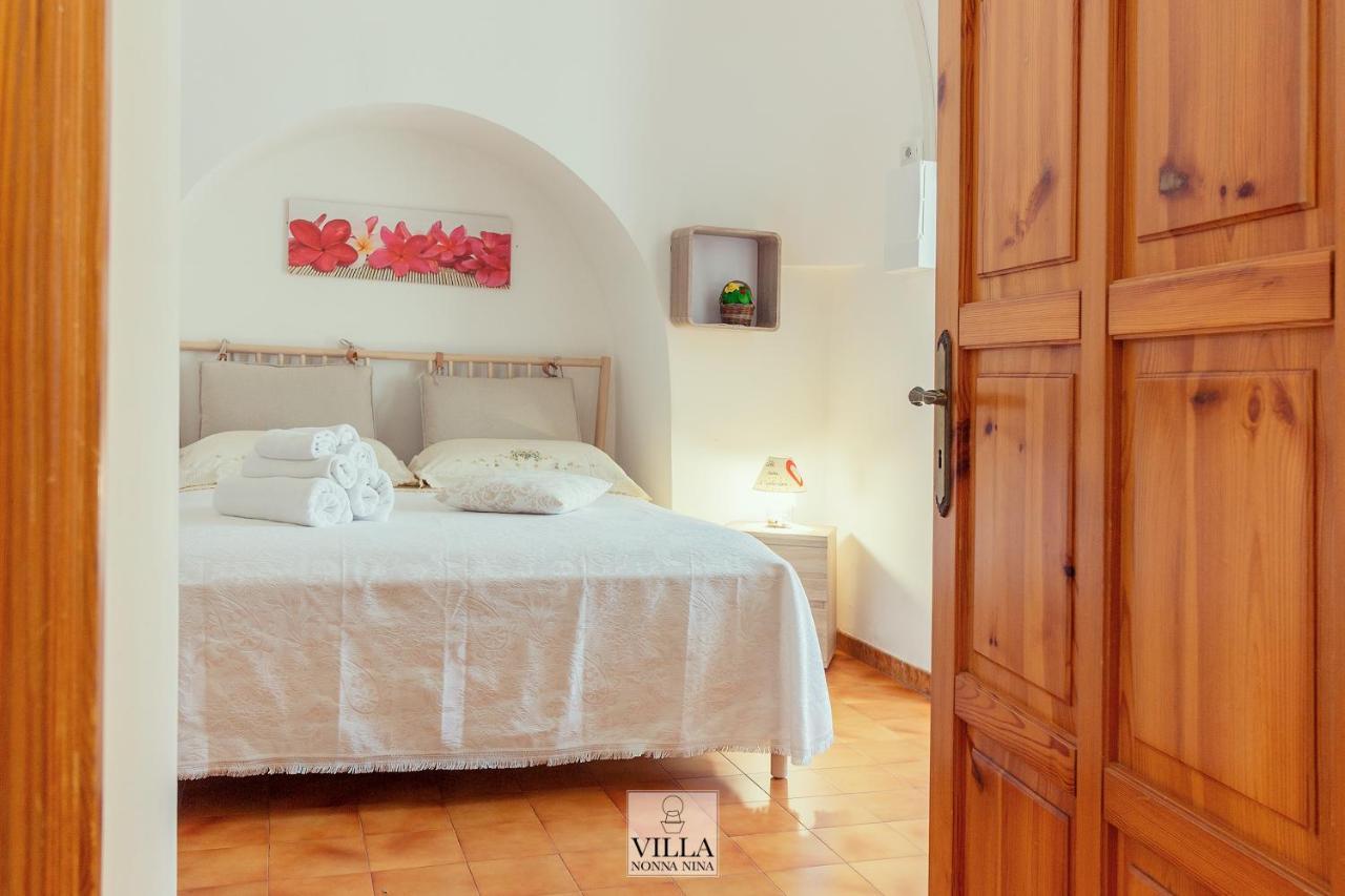Villa Nonna Nina By La Puglia In Un Trullo Locorotondo Luaran gambar
