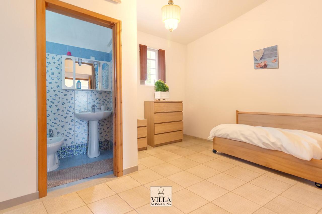 Villa Nonna Nina By La Puglia In Un Trullo Locorotondo Luaran gambar